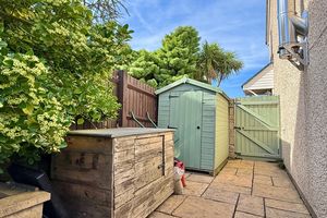 Side Garden- click for photo gallery